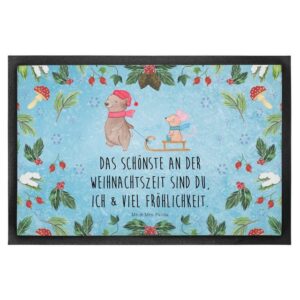 Fußmatte 40 x 60 cm Bär Maus Schlitten - Eisblau - Geschenk, Fußabstreifer, Fu, Mr. & Mrs. Panda, Höhe: 0 mm