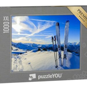 puzzleYOU Puzzle Bereit für die Abfahrt: Skier im Schnee, 1000 Puzzleteile, puzzleYOU-Kollektionen Sport, Winter, Himmel & Jahreszeiten