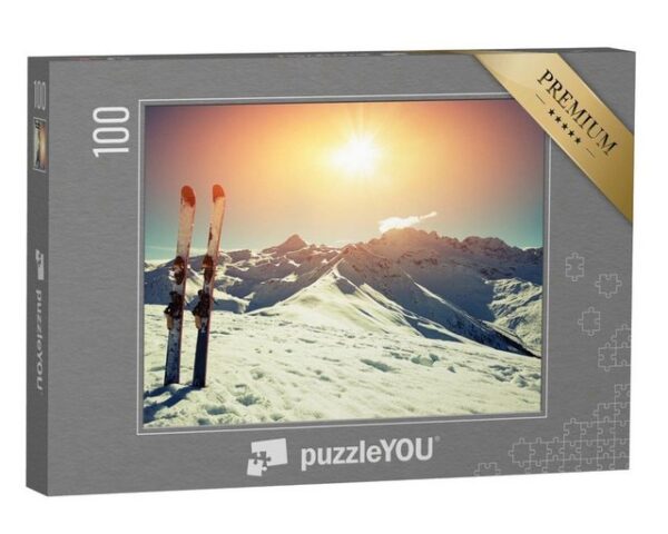 puzzleYOU Puzzle Skier im Schnee in den Bergen, 100 Puzzleteile, puzzleYOU-Kollektionen Sonne, Sport, Winter, Himmel & Jahreszeiten