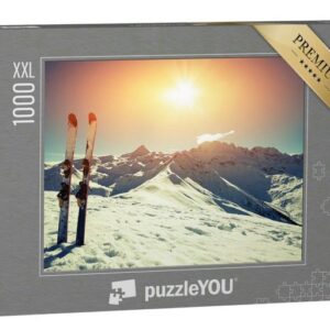 puzzleYOU Puzzle Skier im Schnee in den Bergen, 1000 Puzzleteile, puzzleYOU-Kollektionen Sonne, Sport, Winter, Himmel & Jahreszeiten