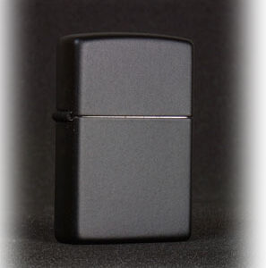 Zippo Feuerzeug schwarz